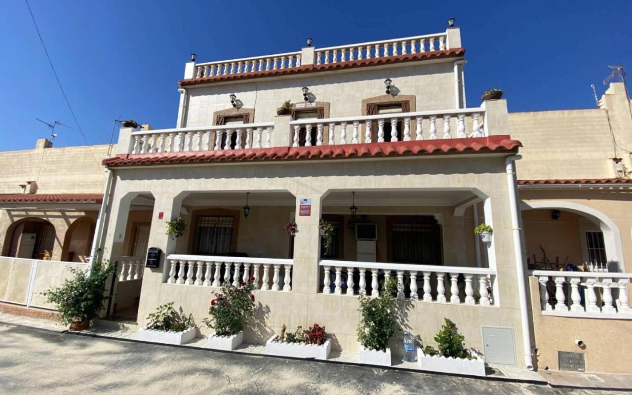 La Marina Urb, Beautiful 4 Bedroom House, Alicante, San Fulgencio, Spain Luaran gambar