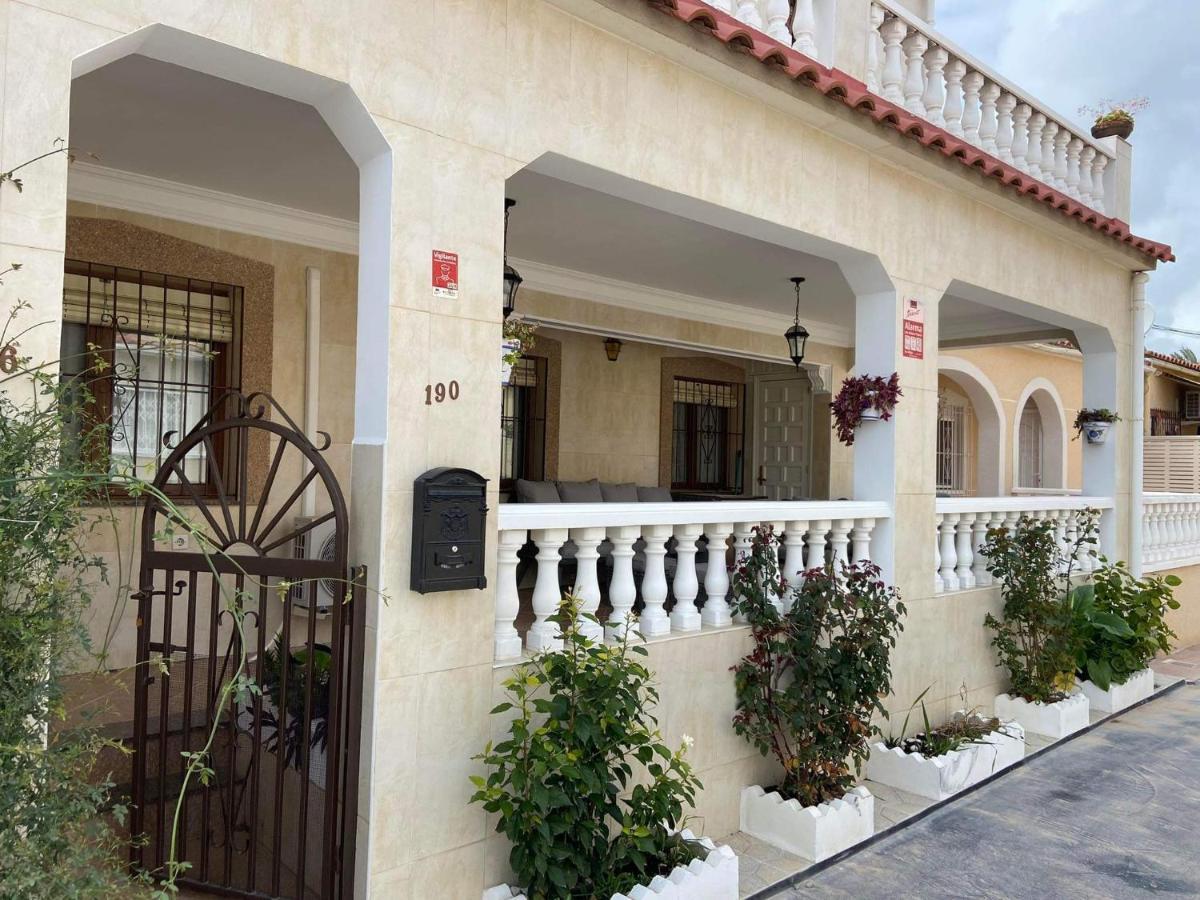 La Marina Urb, Beautiful 4 Bedroom House, Alicante, San Fulgencio, Spain Luaran gambar